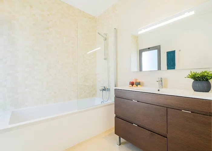 Townhouse Varadero By Algarve Vacation * アルブフェイラ